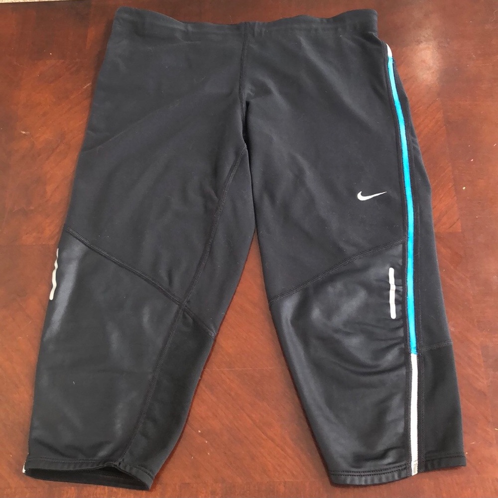 Nike Dri Fit Capris Size Small